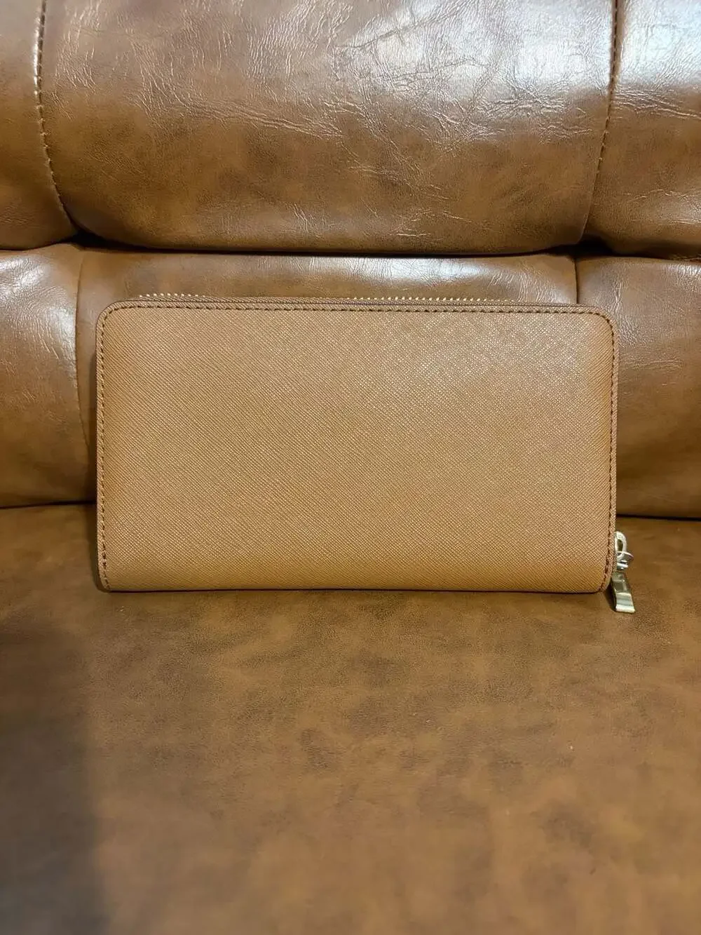 Michael Kors Jet Set MD MF Wallet in Luggage Saffiano Leather